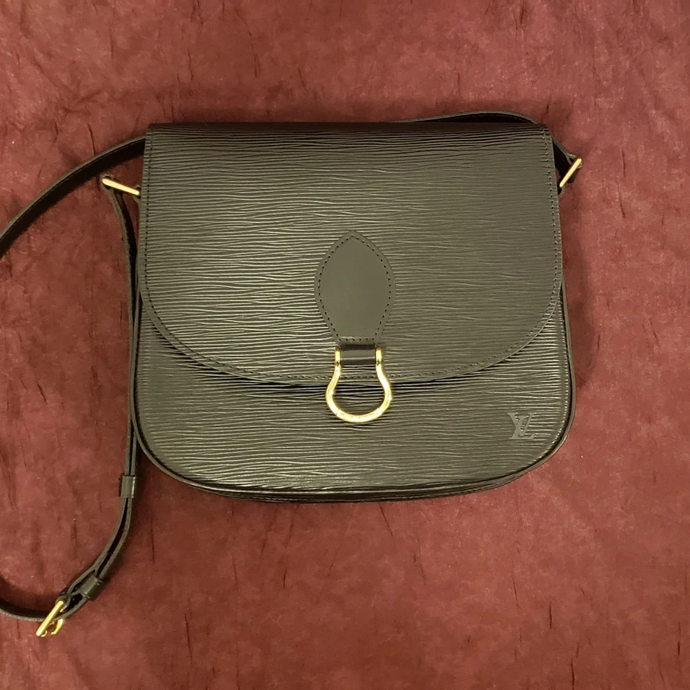 Authentic Louis Vuitton epi leather saddle bag black - Picture 3 of 14